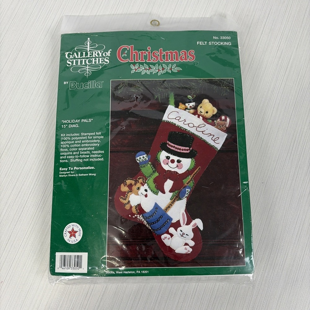 Bucilla Gallery of Stitches 33050 "Holiday Pals" Felt Stocking Kit, NEW